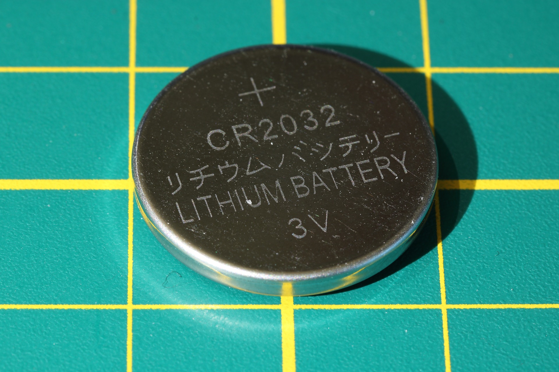 small lithium batteries